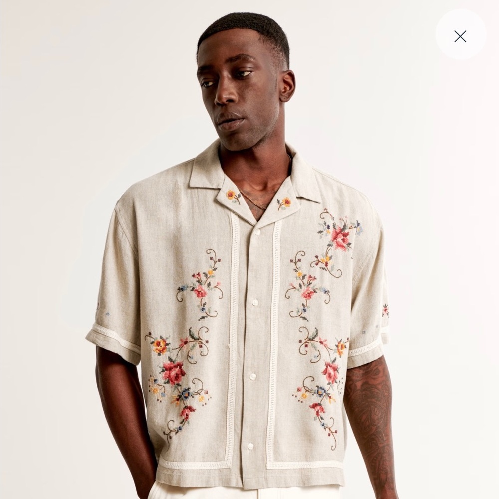 Abercrombie Camp Collar Cropped Summer Linen-Blend Embroidered Shirt
